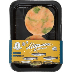 Медальоны из семги и брокколи